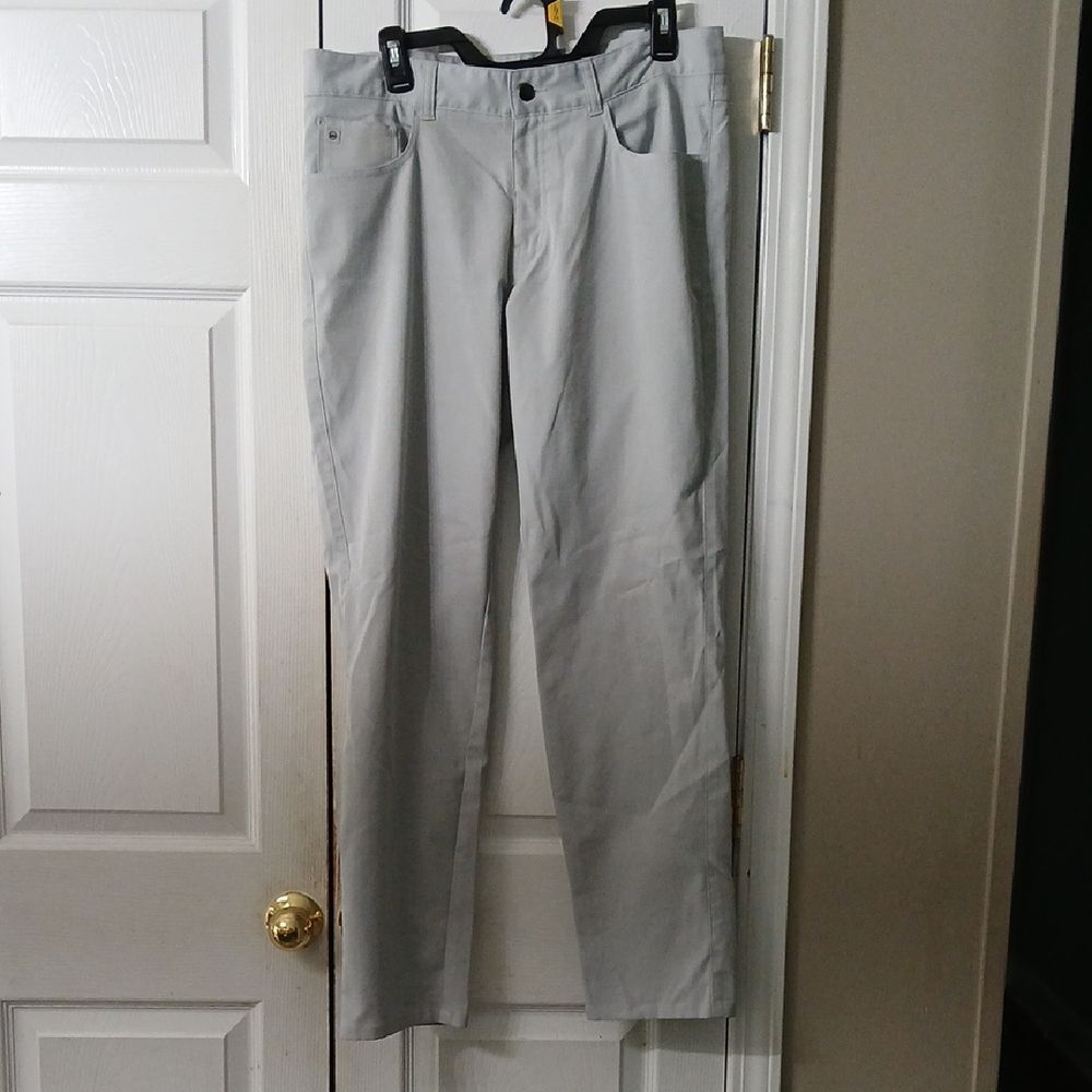 Peter Millar Gray Chinos Pants Sz 34/32  EUC
